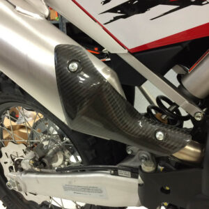P3 Carbon Boot Guard Stock: Husqvarna TE 449/511 2011-2014 | TXC 450/510 2011-2014