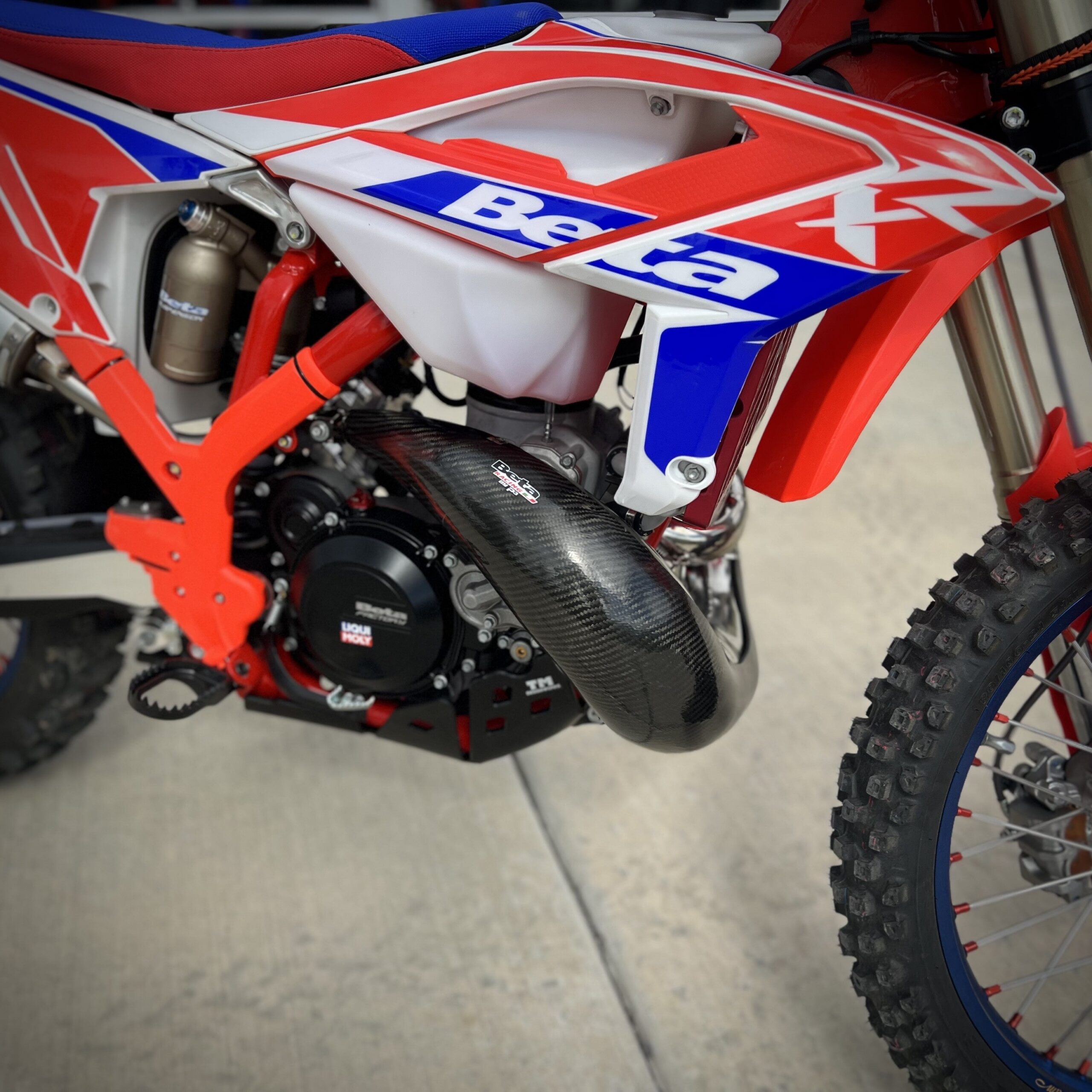 P3 Carbon Pipe Guard MAXCoverage: Beta 250/300/350 RX | 2025 - 2026 (Stock Pipe) - Image 5