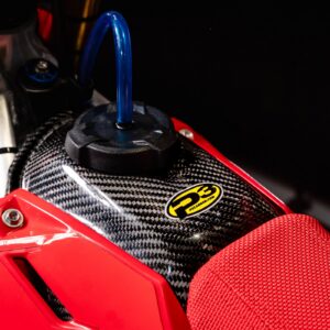 P3 Carbon Fuel Tank Cover | Honda CRF 250 R/RWE | 2022 - 2027 | Crf 450 R/RWE | 2021 - 2026 (See Fitment Chart)
