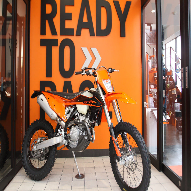 P3 Carbon Enduro Skid Plate GasGas EC 250 & 350F 2021-2023 | Husqvarna FE 250 2017-2023 | FE 350 2017-2023 | KTM 250 EXC-F 2017-2023 | 350 EXC-F 2017-2023 - Image 5