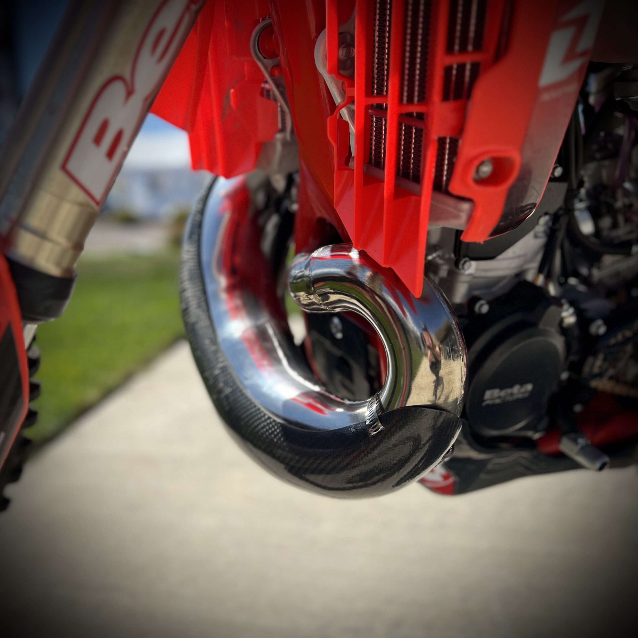 P3 Carbon Pipe Guard MAXCoverage: Beta 250/300/350 RX | 2025 - 2026 (Stock Pipe) - Image 4