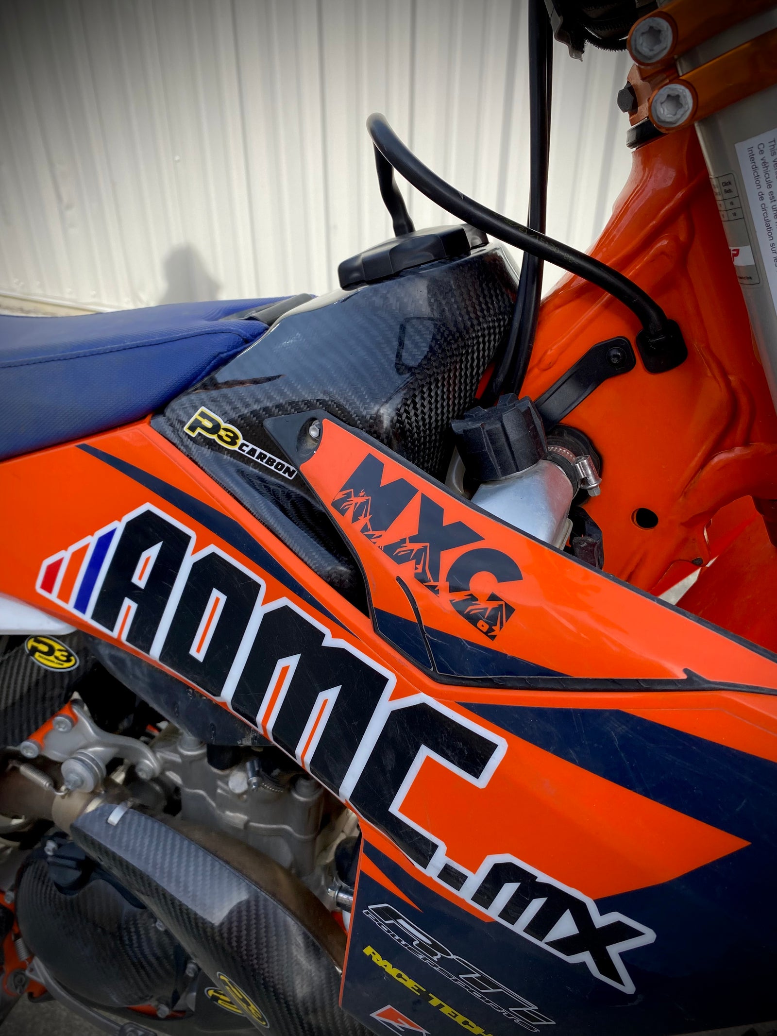 P3 Carbon Upper Fuel Tank Cover KTM | 2023 - 2027 (See Fitment Chart)