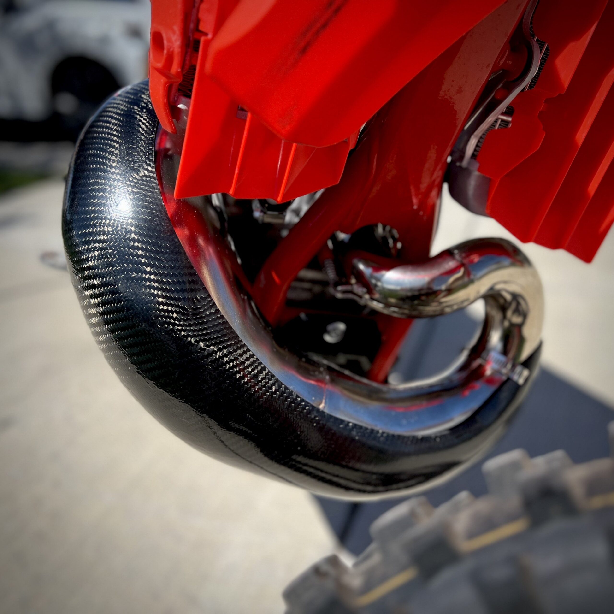 P3 Carbon Pipe Guard MAXCoverage: Beta 250/300/350 RX | 2025 - 2026 (Stock Pipe) - Image 3